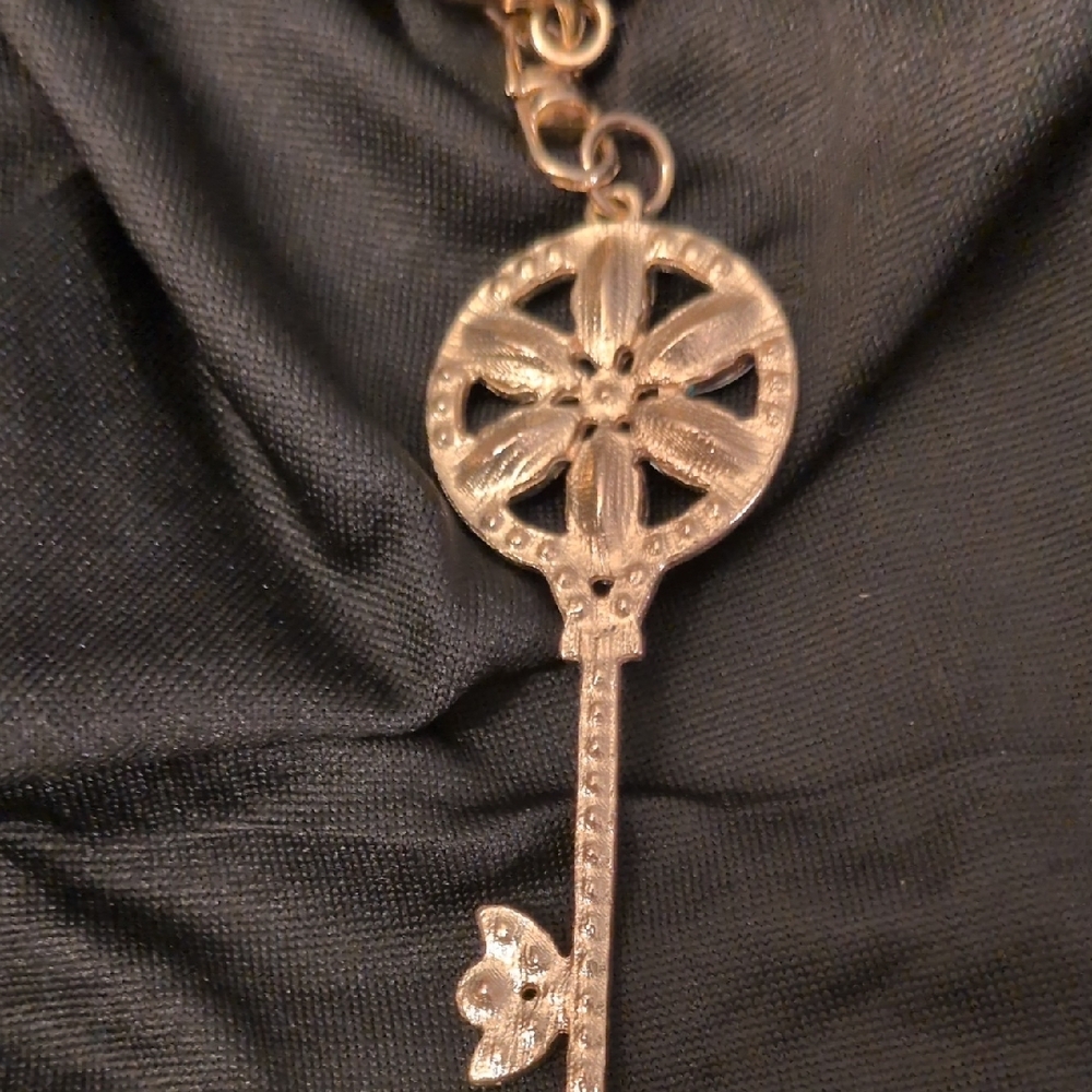 Elegant Gold and Blue Keychain/Purse Charm - Picture 5 of 5
